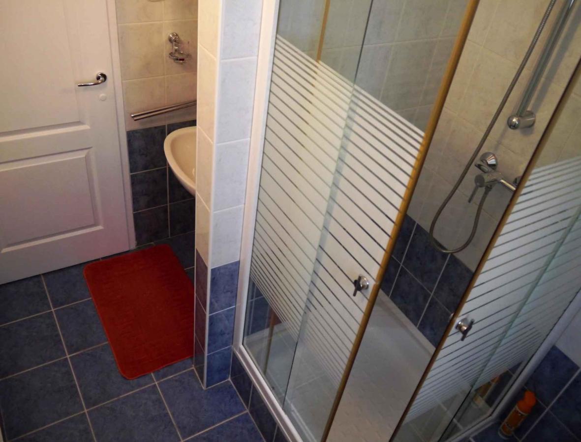 Apartments In Alsopahok/Balaton 27597 Εξωτερικό φωτογραφία