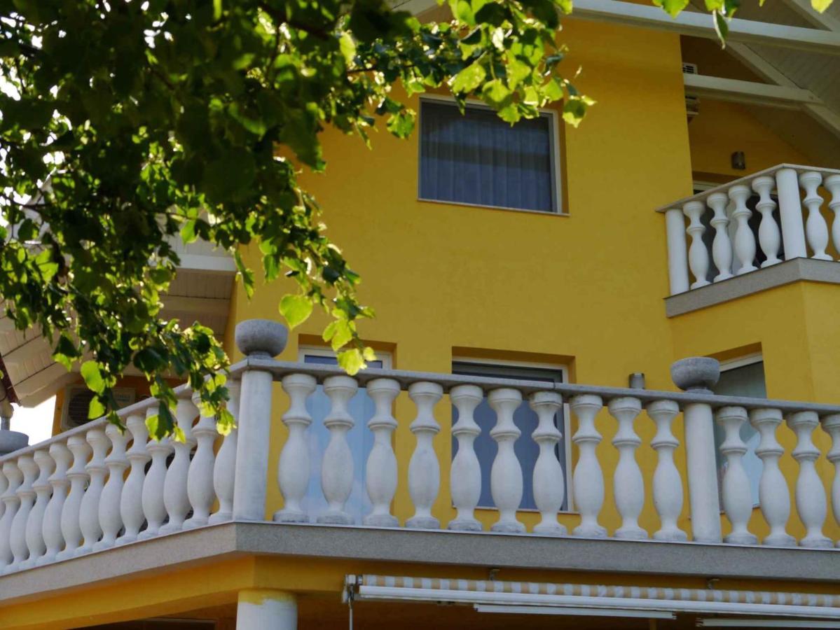 Apartments In Alsopahok/Balaton 27597 Εξωτερικό φωτογραφία
